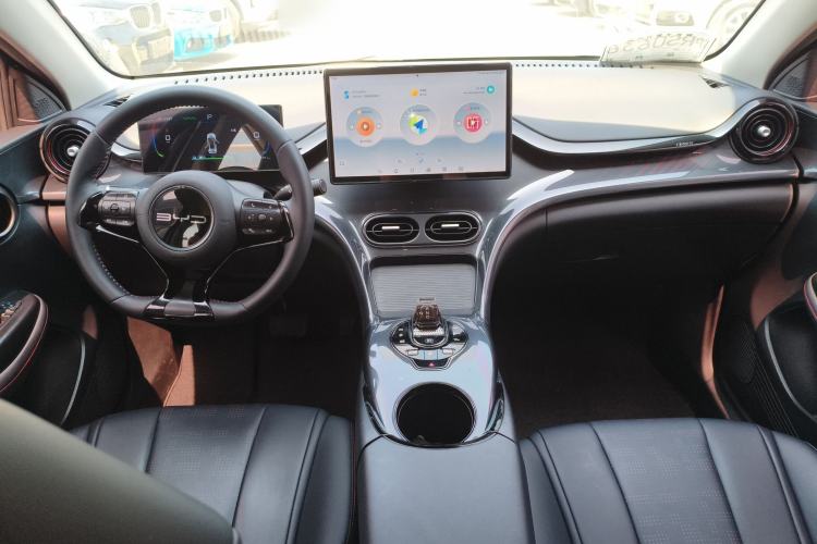 Used BYD e2 2023 Luxury Model Center Console