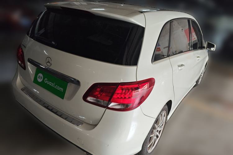 Used Mercedes-Benz B-Class 2015 B 200 Sport Edition Rear Right 45 Deg