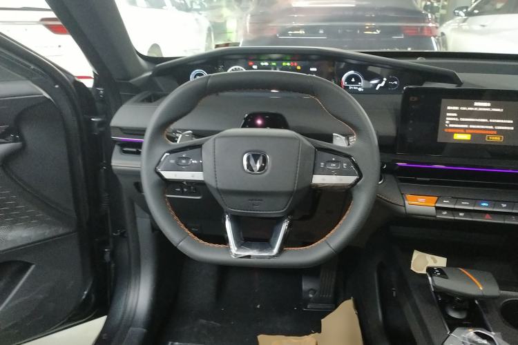 Used CHANGAN UNI-V 2024 1.5T High-Energy Version
