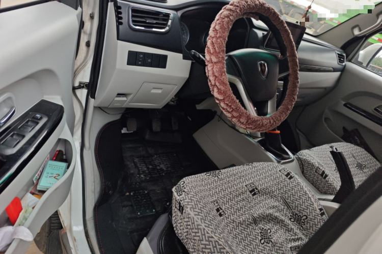 Used Jinbei New Hiace S 2023 1.5L Wealth Edition Passenger Van 5/6/7-Seater Central Air Conditioning Version SWC15M
