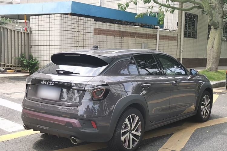 Used Lynk & Co 02 2022 1.5T DCT Shine Pro Exterior 1