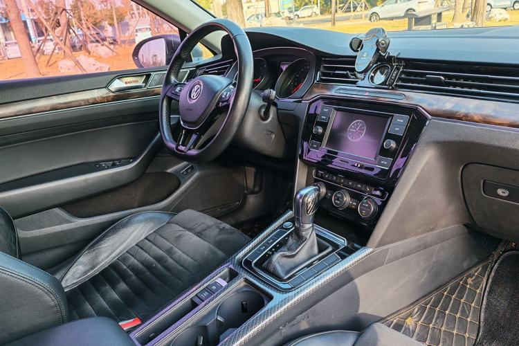 Used Volkswagen Magotan 2017 380TSI DSG Luxury Model