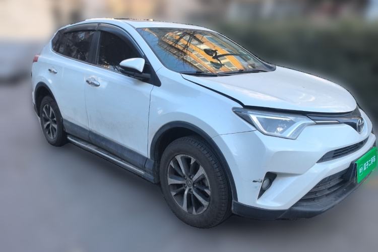 Used Toyota RAV4 2016 2.0L CVT Two-Wheel Drive Comfort Edition China V Standard
