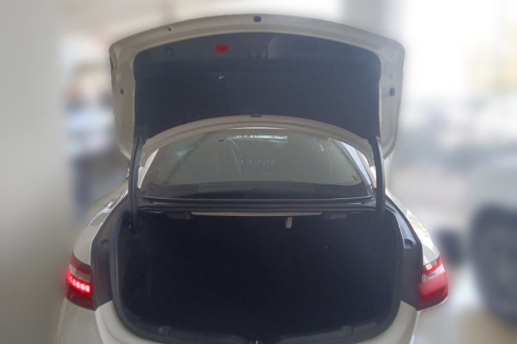 Used Mercedes-Benz E-Class 2023-Year Restyled E 260 Coupe