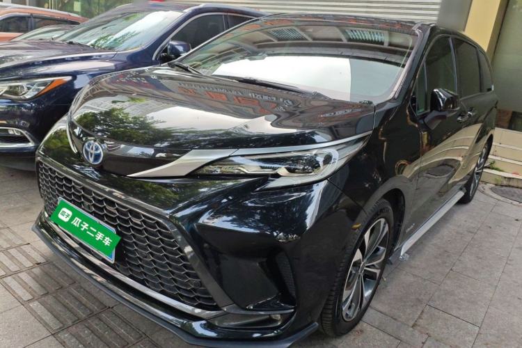 Used Toyota Granvia 2023 2.5L Hybrid Prestige VIP Edition