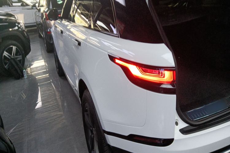 Used Land Rover Range Rover Velar 2019 250 PS R-DYNAMIC S
