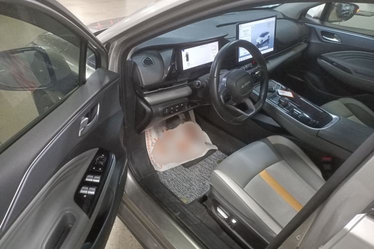 Used AION S Plus 2023 70 Intelligent Edition Lithium Iron Phosphate
