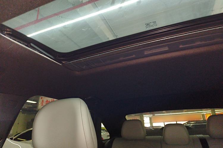 Used Roewe D6 2025 450km Deluxe Edition