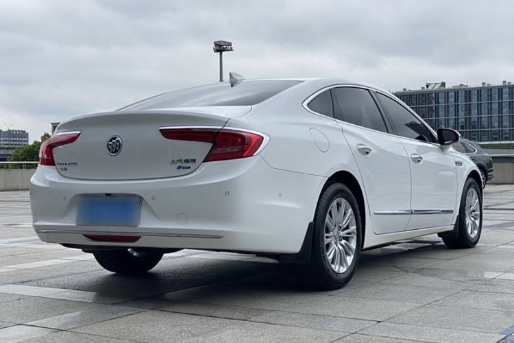 Used Buick LaCrosse 2016 30H Luxury Version