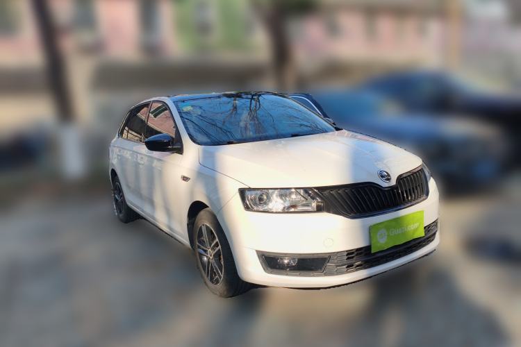 Used Skoda Rapid Spaceback 2016 1.6L Automatic Smart Drive Edition
