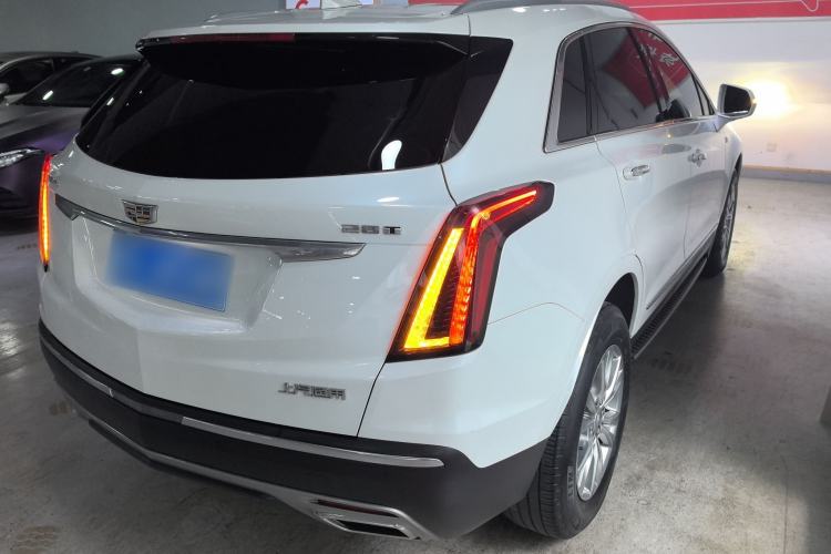Used Cadillac XT5 2021 28T Luxury Model Rear Right 45 Deg
