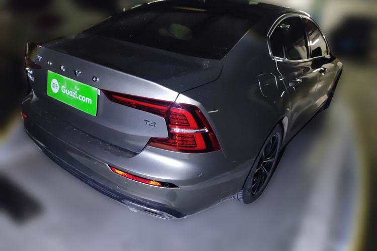 Used Volvo S60 2021 T4 Zhiyi Luxury Edition