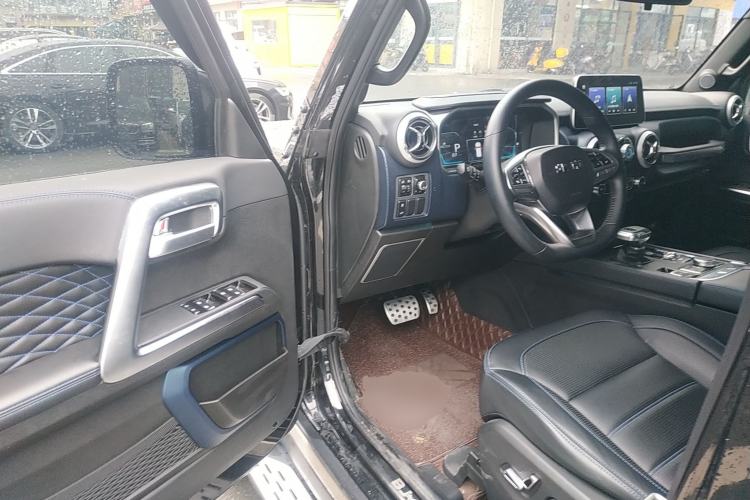 Used BAIC Off-Road BJ40 2023 2.0T Automatic Four-Wheel Drive Urban Hunter Edition Chivalrous Type