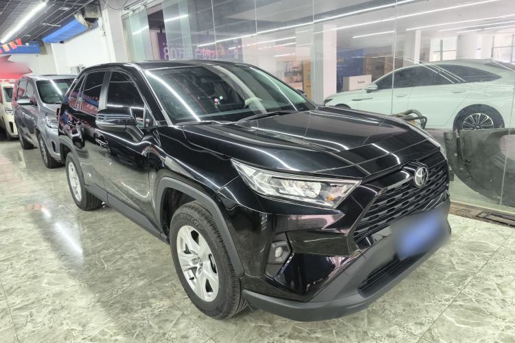 Used Toyota RAV4 2024 2.0L CVT Two-Wheel Drive Urban Edition