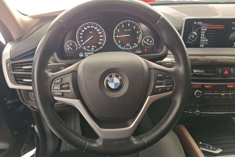 Used BMW X6 2015 xDrive28i
