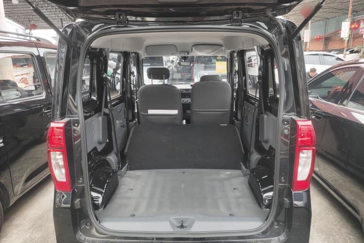 Used Wuling Zhiguang New Energy 2025 Model 305km Ambitious Edition
