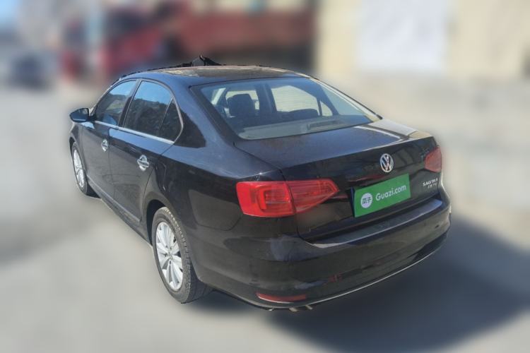 Used Volkswagen Sagitar 2015 230TSI Manual Comfort Version Rear Left 45 Deg