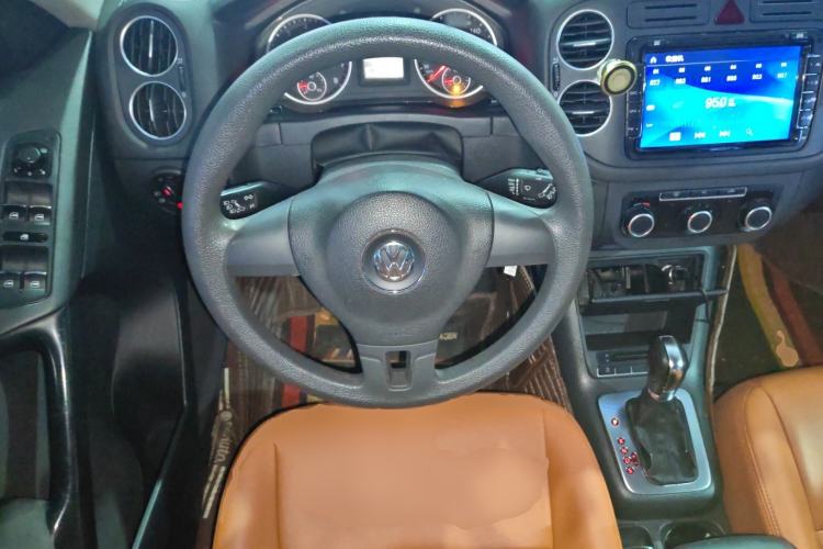Used Volkswagen Tiguan 2012 1.8TSI Automatic Two-Wheel Drive Urban Edition Steering Wheel