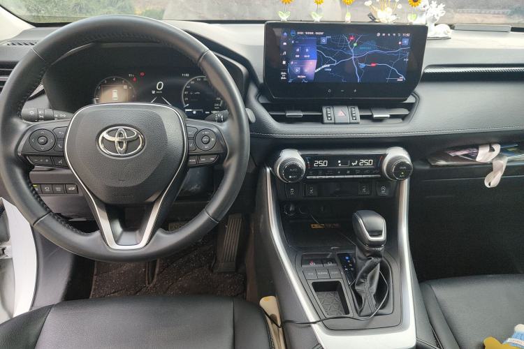 Used Toyota RAV4 2023 2.0L CVT Two-Wheel Drive 20th Anniversary Platinum Edition