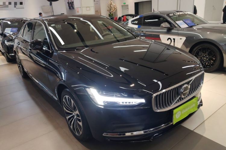 Used Volvo S90 2025 B5 Zhiyi Luxury Edition
