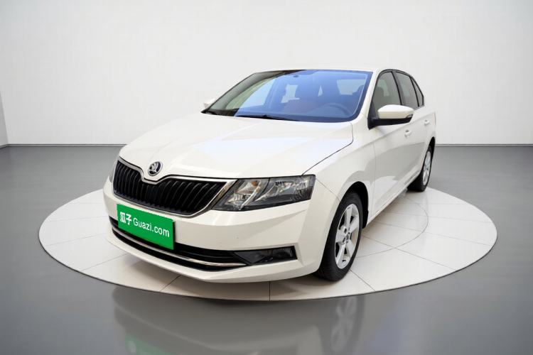 Used Skoda Rapid Spaceback 2018 1.6L Manual Comfort Edition
