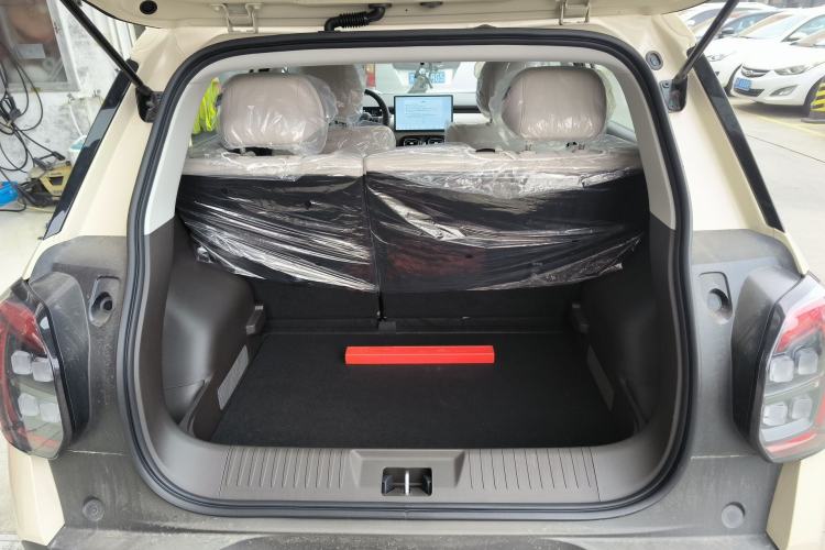 Used AION UT 2025 330 Starlight Edition
