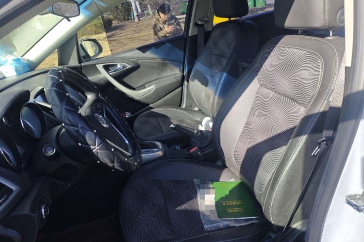 Used Buick GT 2014 XT 1.6L Automatic Fashion Edition
