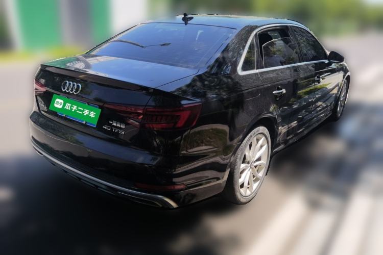 Used Audi A4L 2019 40 TFSI Fashion Edition China VI Emission Standard Rear Right 45 Deg