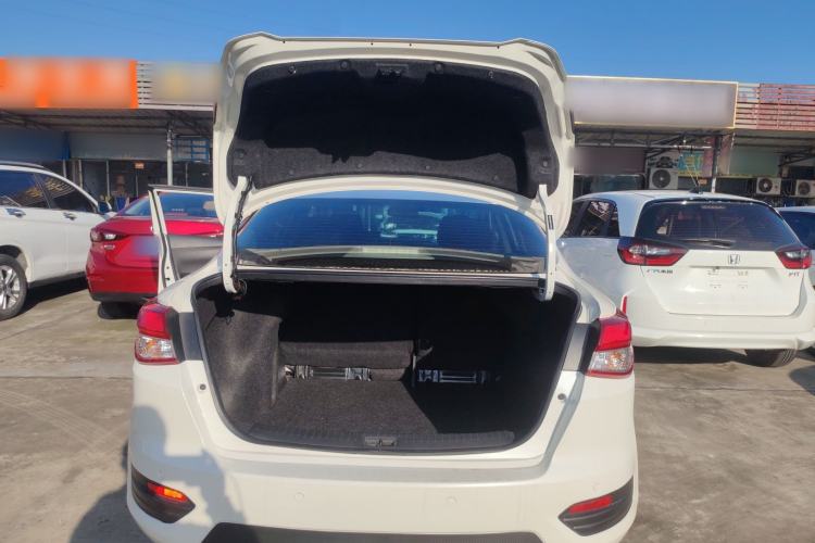 Used Nissan Lannia 2019 1.6L CVT Cool Edition China VI