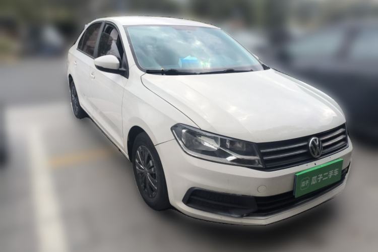 Used Volkswagen Santana 2016 1.6L Manual Fashion Edition Front Right 45 Deg