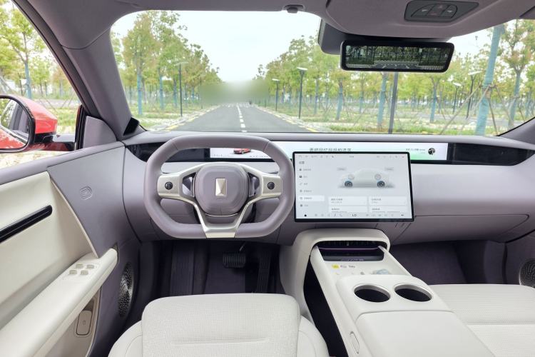 Used Avatr 06 2025 Pro Range-Extended Edition Steering Wheel