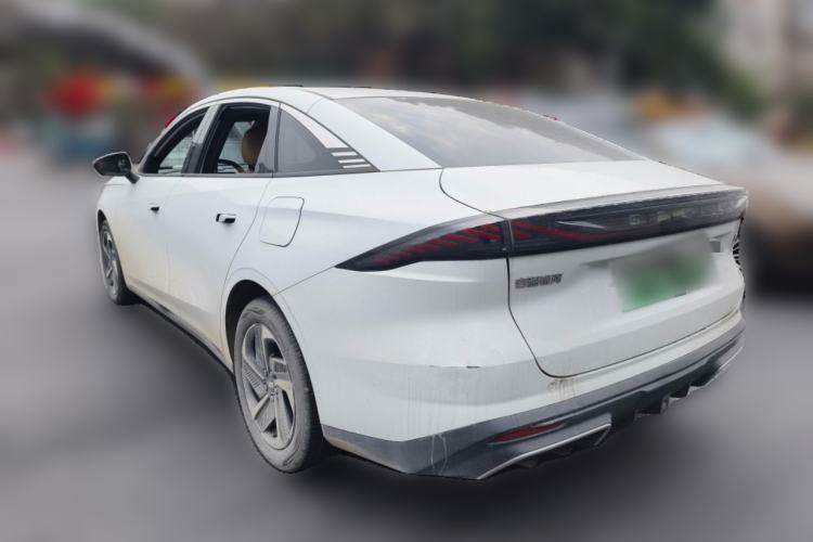 Used Geely Galaxy L6 2024 125km PLUS Dragon Edition