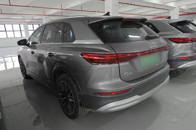 Used Audi Q5 e-tron 2023 40 e-tron Starry Edition Mecha Kit