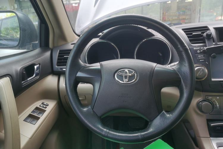 Used Toyota Highlander 2009 2.7L 2WD 5-Seater Elite Edition
