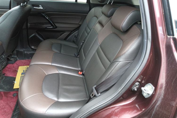 Used GAC Trumpchi GS4 2017 235T Manual Two-Wheel Drive Luxury Edition
