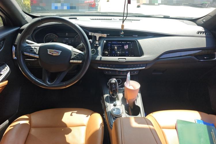 Used Cadillac XT4 2022 28T Two-Wheel Drive Prestige Version
