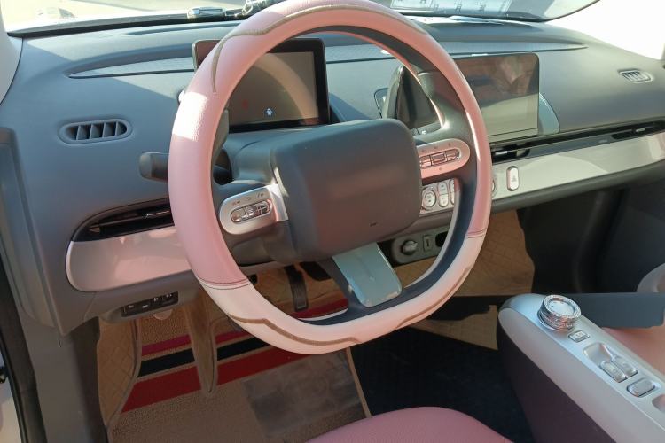 Used CHANGAN NEVO Lumin 2025 205 km Xiangqin Version
