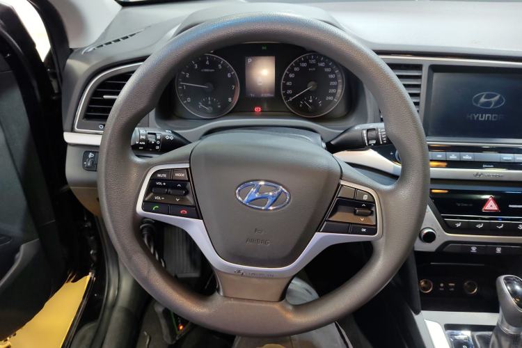 Used Hyundai Elantra (6th Generation / Lingdong) 2016 1.6L Automatic ZhiXuan – Elite Version Steering Wheel