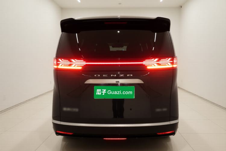 Used Denza D9 2024 DM-i 980 Four-Wheel Drive Prestige Model
