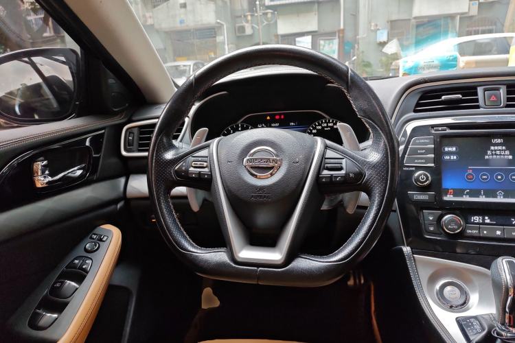Used Nissan Maxima 2016 2.5L XL Luxury Edition Steering Wheel