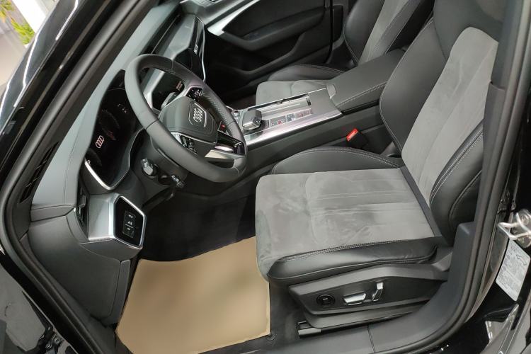 Used Audi A6L 2024 40 TFSI Luxury Dynamic Edition