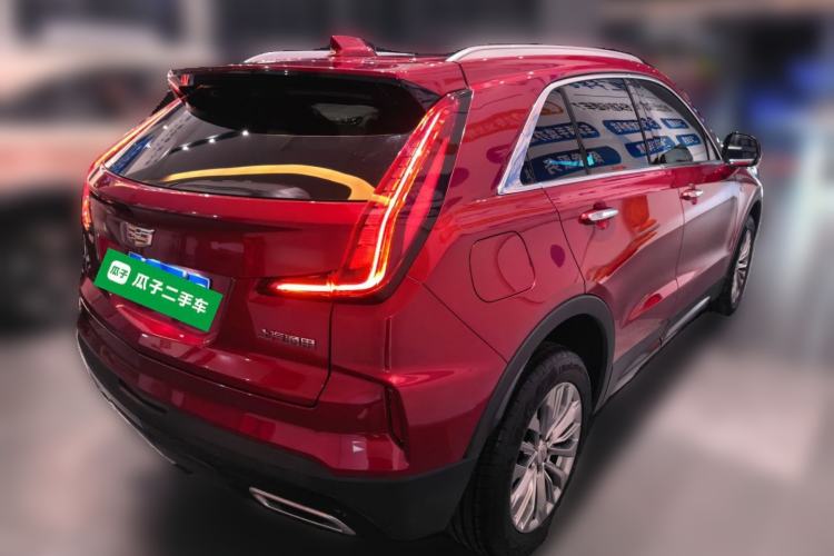 Used Cadillac XT4 2024 28T Two-Wheel-Drive Luxury Version Rear Right 45 Deg