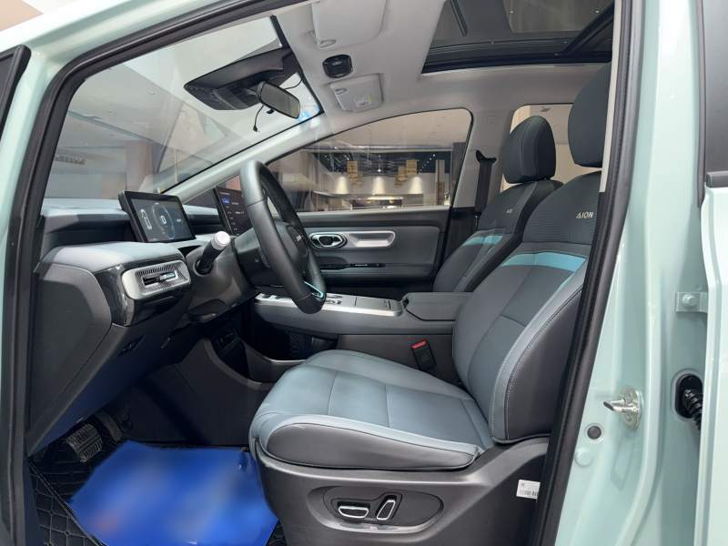 Used AION Y 2023 Plus 510 Smart Edition — 35