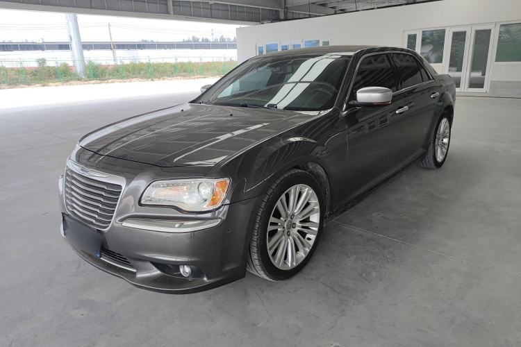 Used Chrysler 300C 2014 3.0L Excellence Edition