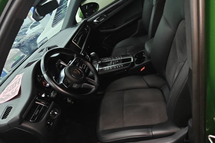 Used Porsche Macan 2020 Macan 2.0T
