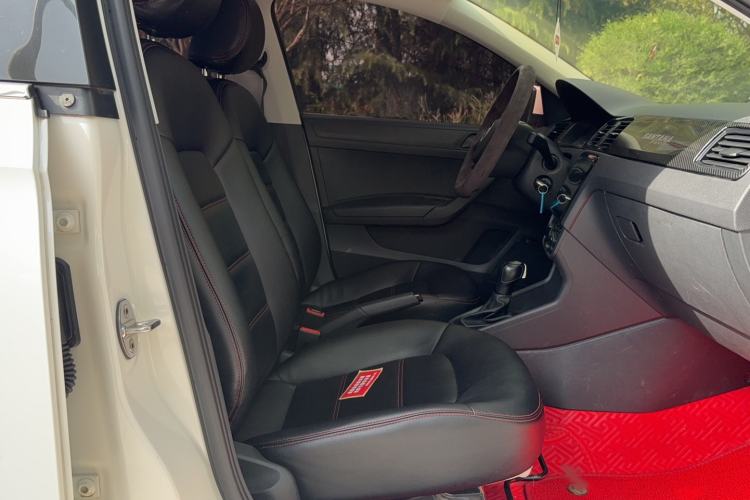 Used Volkswagen Santana 2019 1.5L Automatic Fashion Edition China VI Right Front Seat