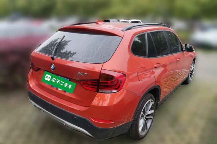 Used BMW X1 2015 sDrive18i Leading Edition Rear Right 45 Deg