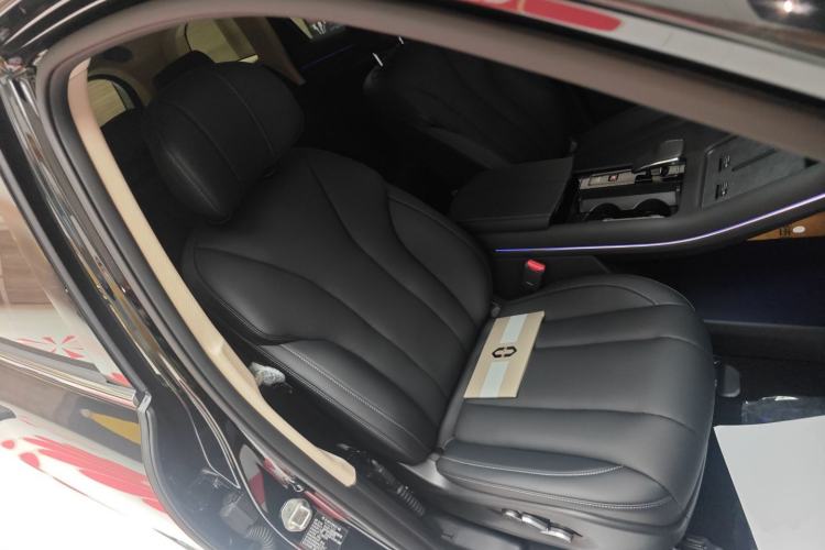 Used Hima AITO M7 2024 1.5T Rear-Drive Plus Version 5 Seats