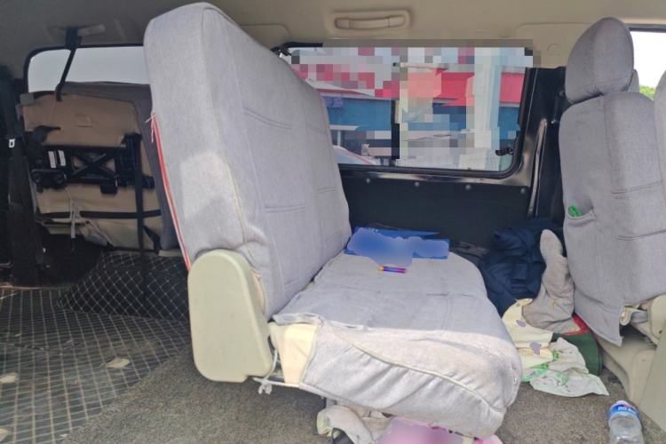 Used FORTHING Lingzhi 2019 M5L 1.6L 7-Seater Base Model China VI Standard Left Rear Seat