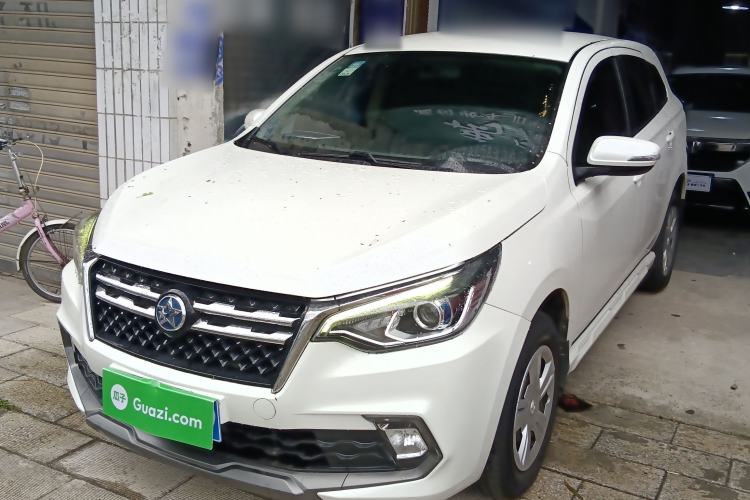 Used Venucia T70 2018 1.6L Manual Enjoyment Edition